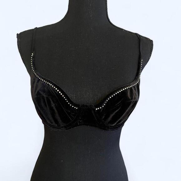Victoria’s Secret Vintage Y2K velvet rhinestone bra 34B